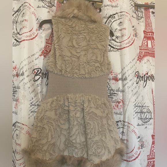 Cute and soft vest - Picture 2 of 3